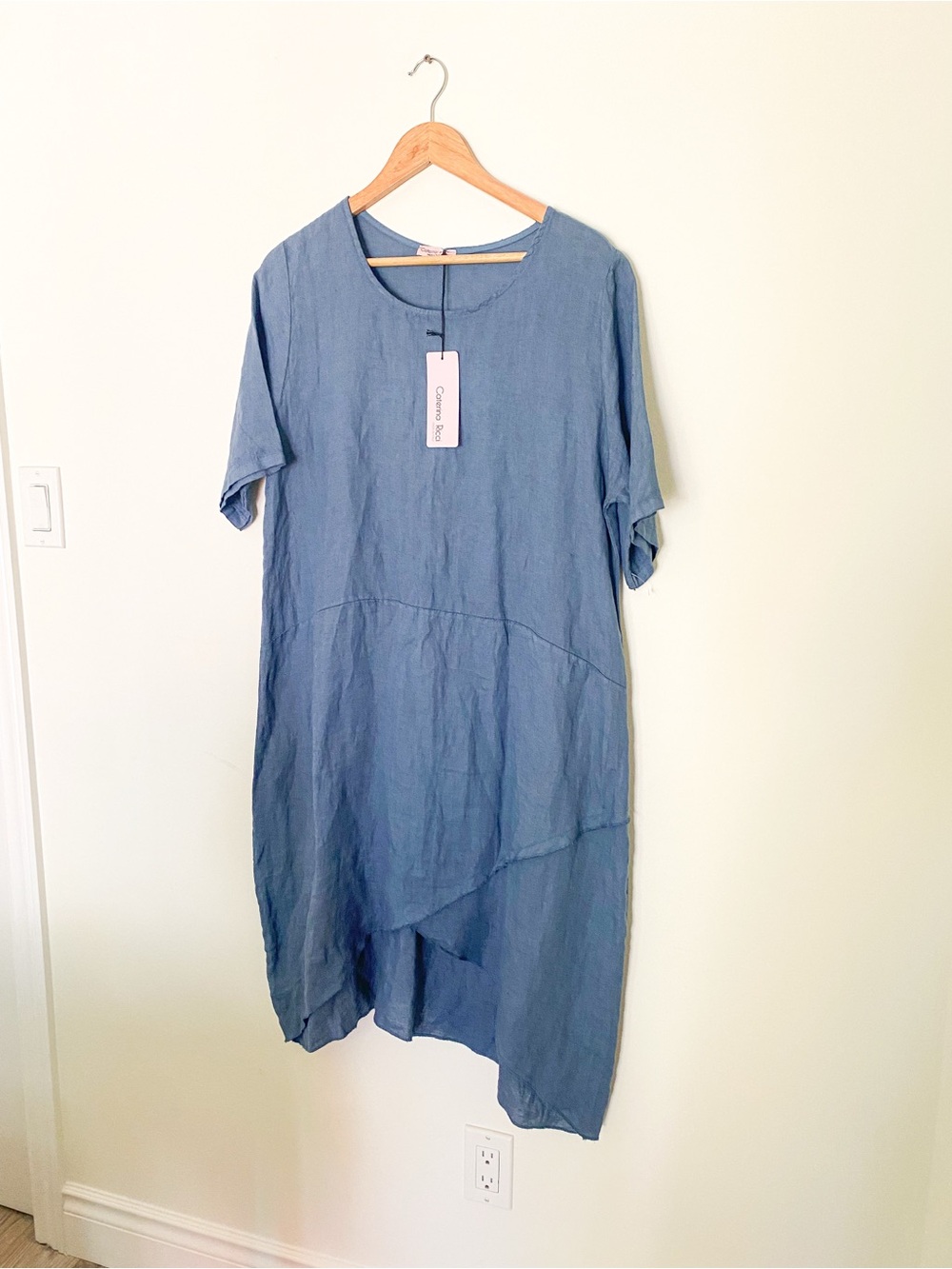 CATERINA RICCI | 100% Linen Asymmetrical Midi Dress | Relaxed Coastal Minimalist - Picture 2 of 6